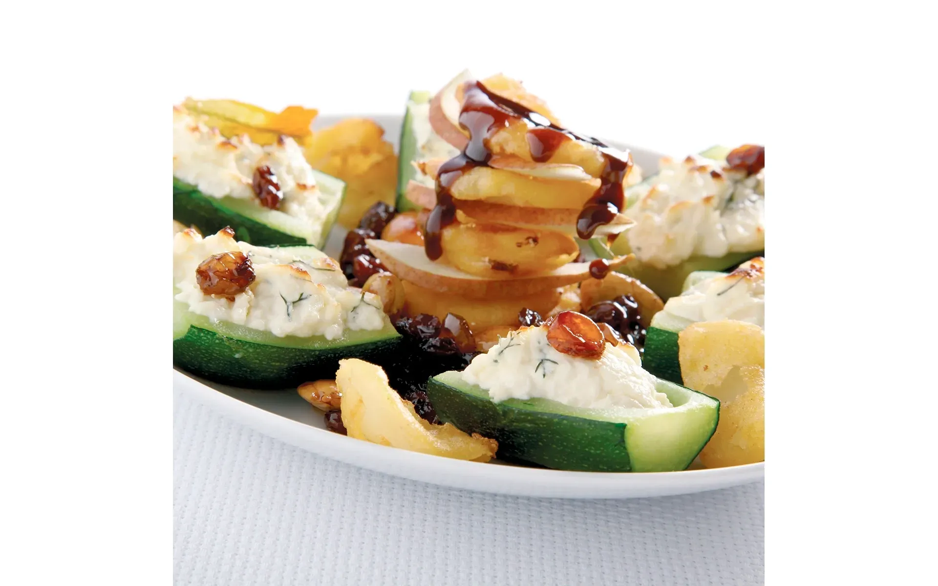 Ricetta gustosa con zucchine, formaggio e pancetta, un modo sfizioso per apprezzare questo ortaggio.