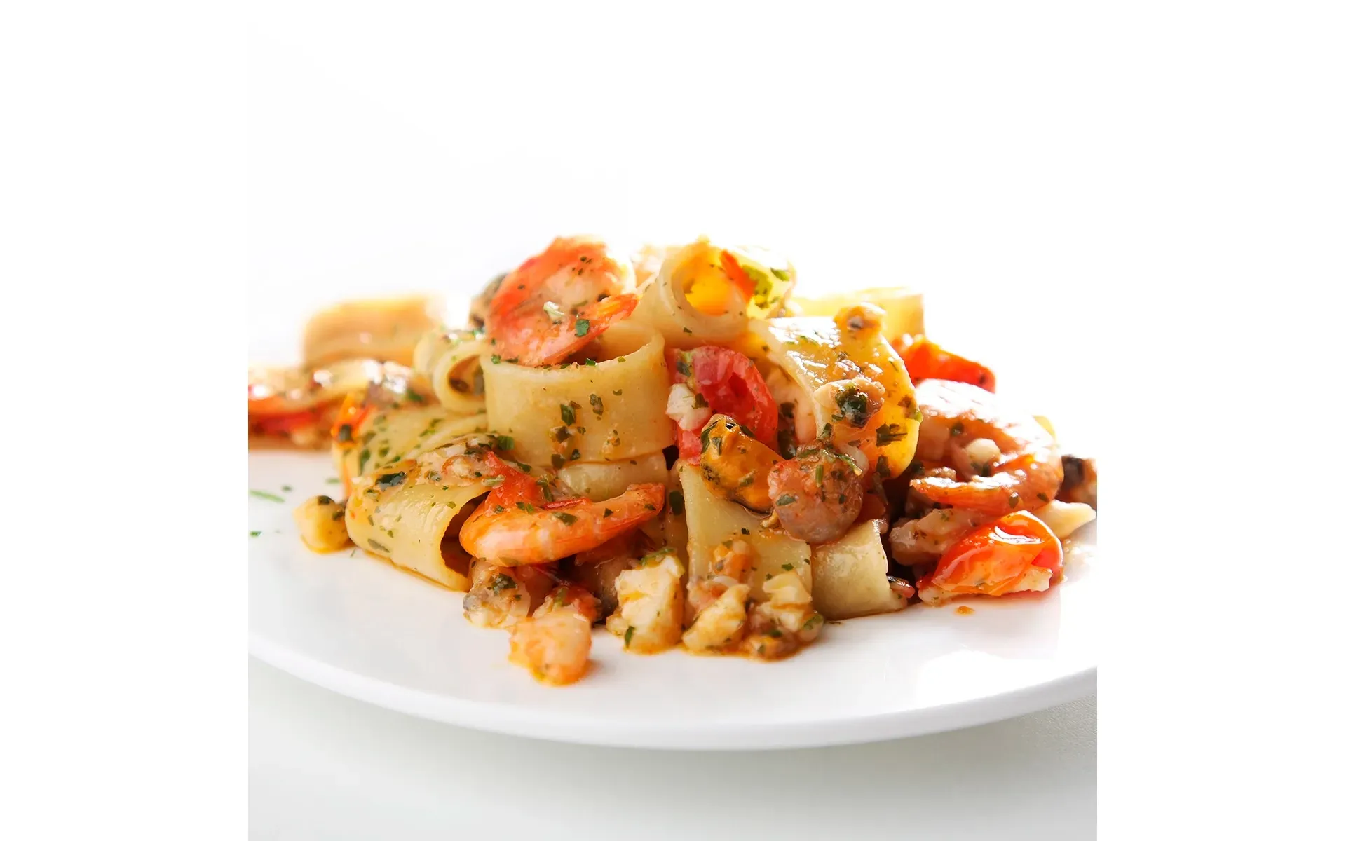 Calamarata Orogel, un formato di pasta che ricorda gli anelli di calamaro, ideale con sughi di pesce.