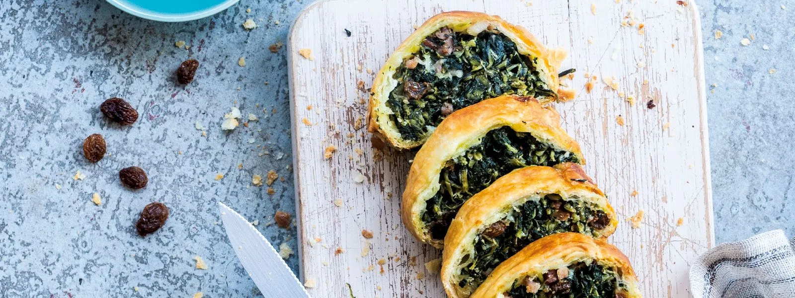 Brunch con strudel salato alla cicoria Orogel, formato grande , un'idea originale.