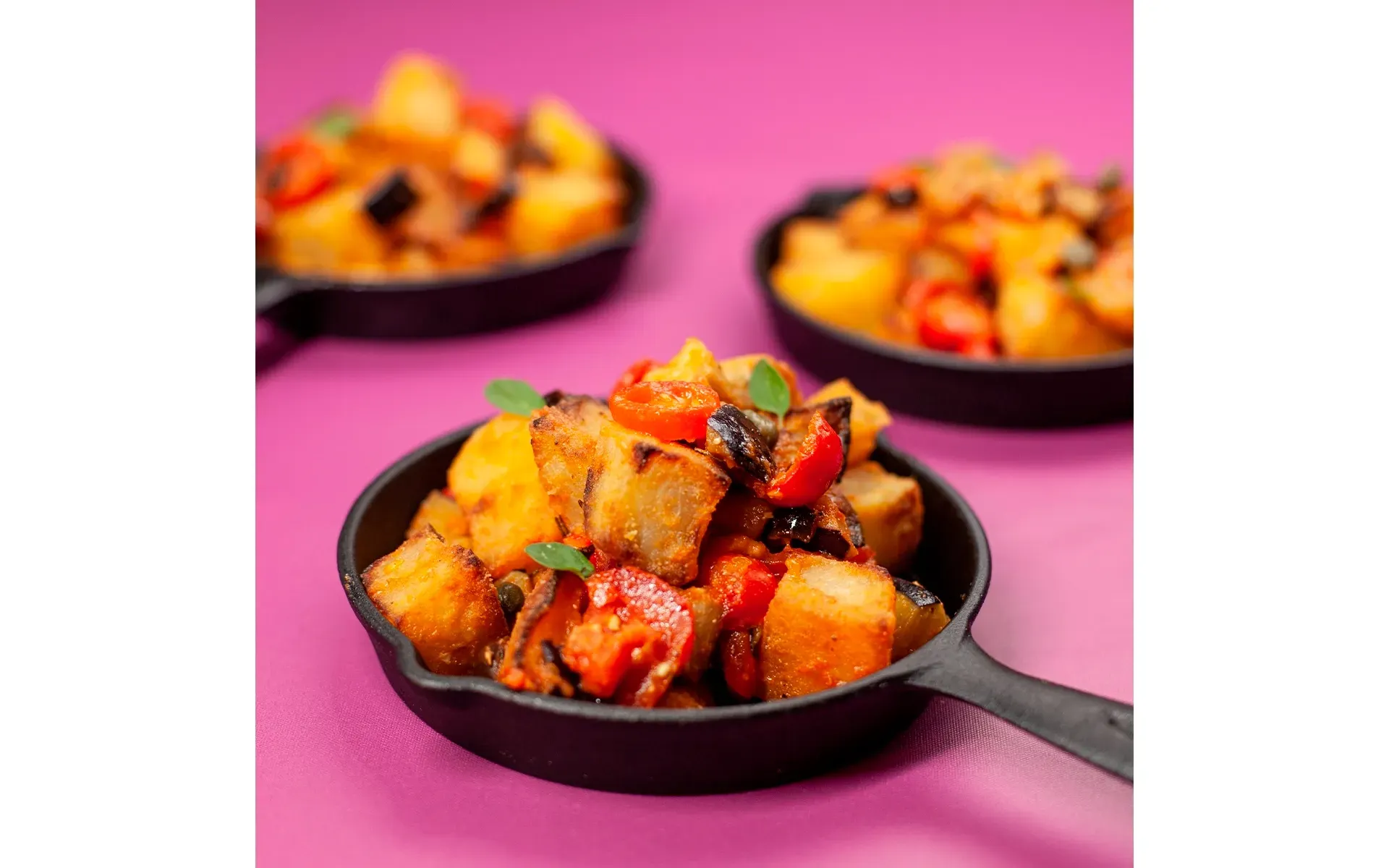 Patate sabbiose Orogel: un contorno sfizioso con patate avvolte in una panatura aromatica.