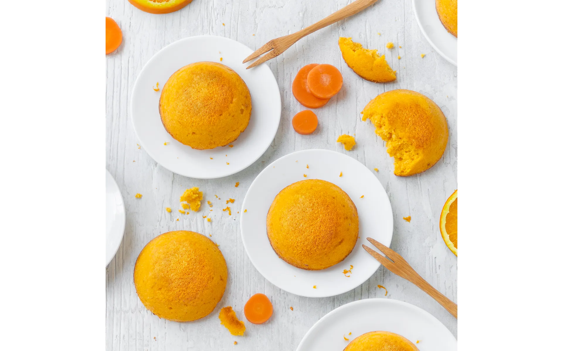 Camille alle carote Orogel, soffici tortine dolci monoporzione, qui con un tocco d'arancia.