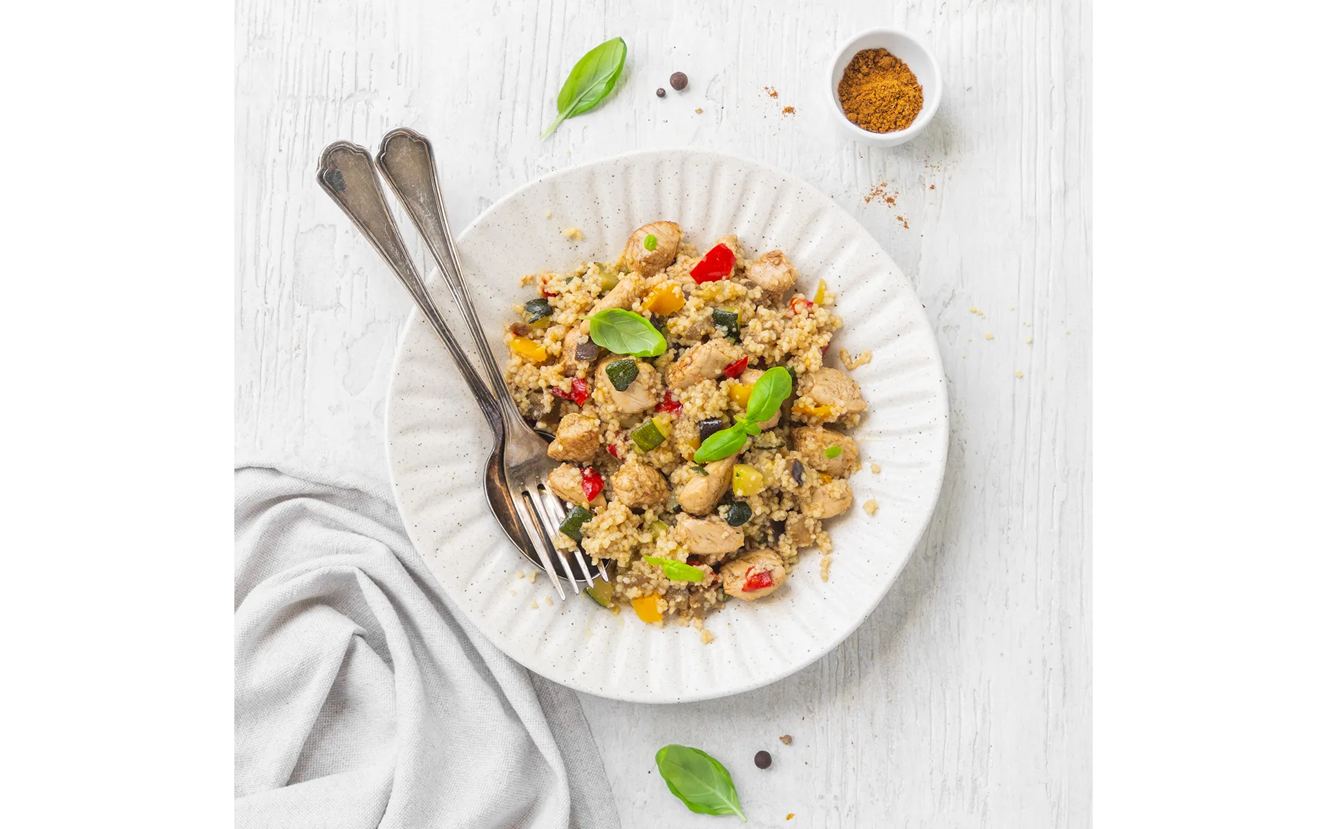 Couscous Orogel con pollo e verdure: un piatto unico esotico, bilanciato e saporito.