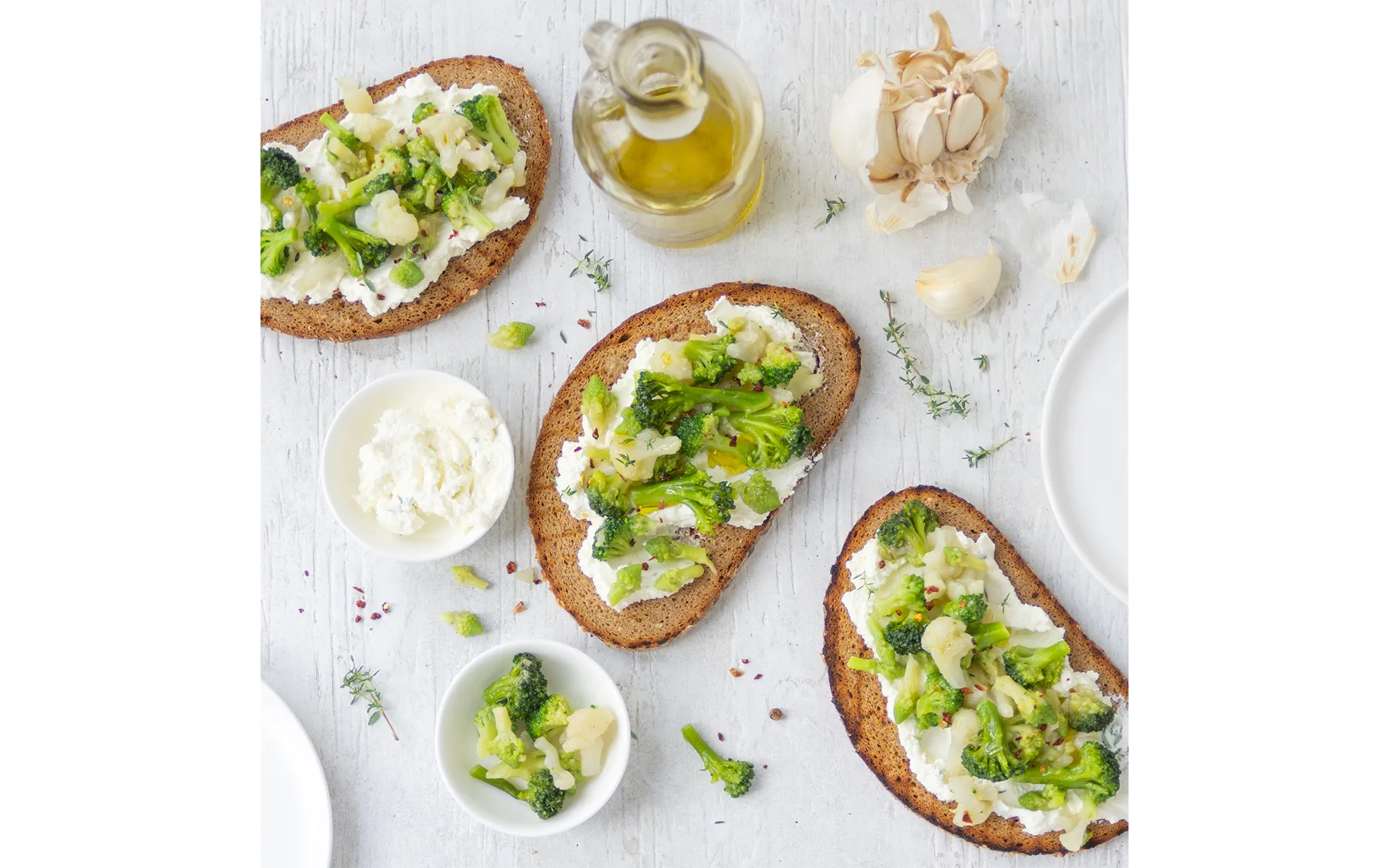 Crostone Orogel con Fior di Rosette (cavolfiore): pane tostato con cimette di cavolfiore.