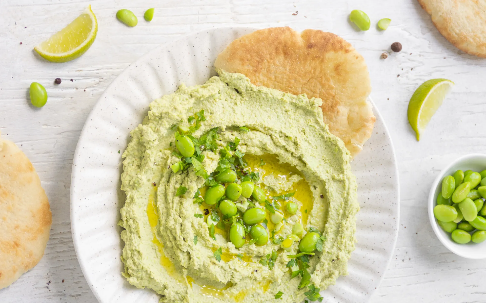 Hummus Orogel di soia edamame: una variante proteica e gustosa del classico hummus.