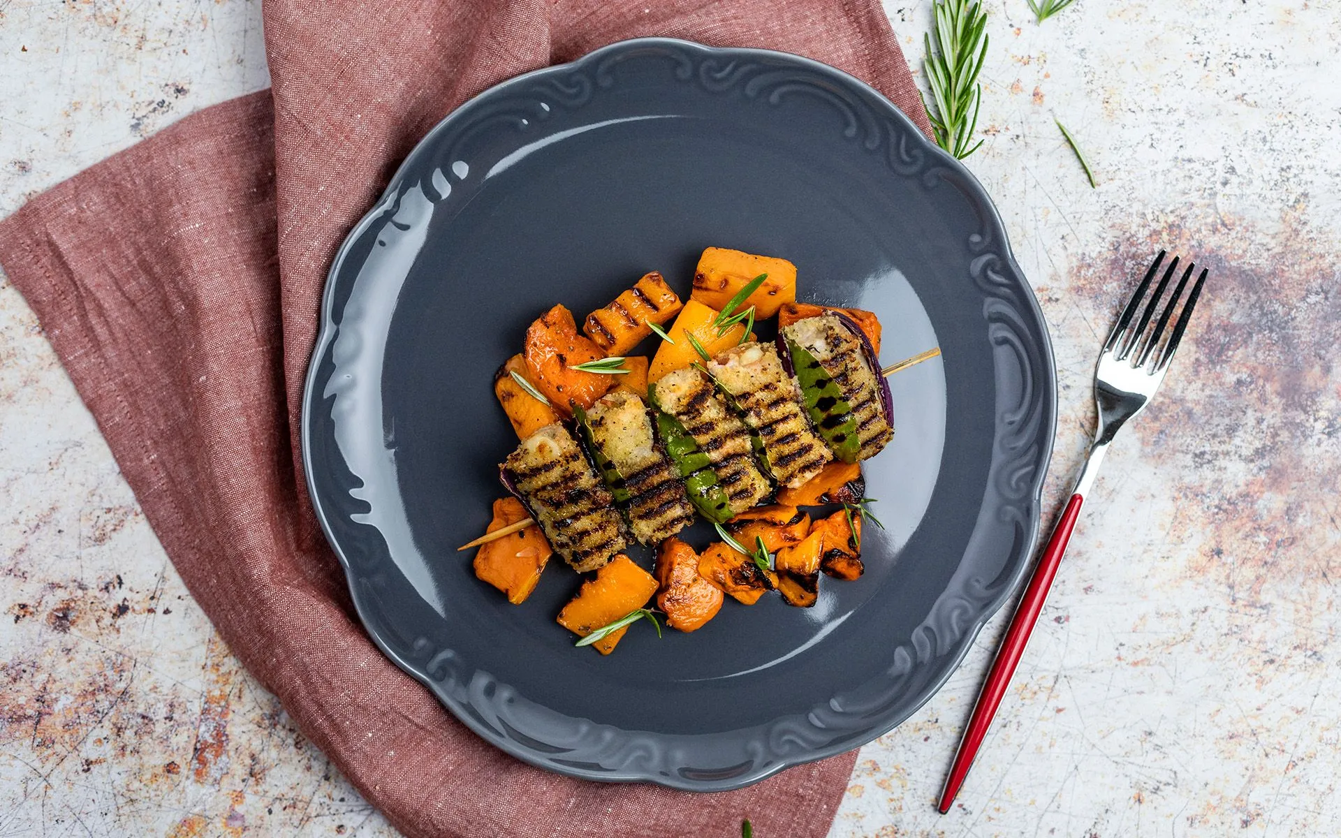 Involtino Orogel alla zucca: un antipasto o secondo piatto autunnale, dolce e saporito.