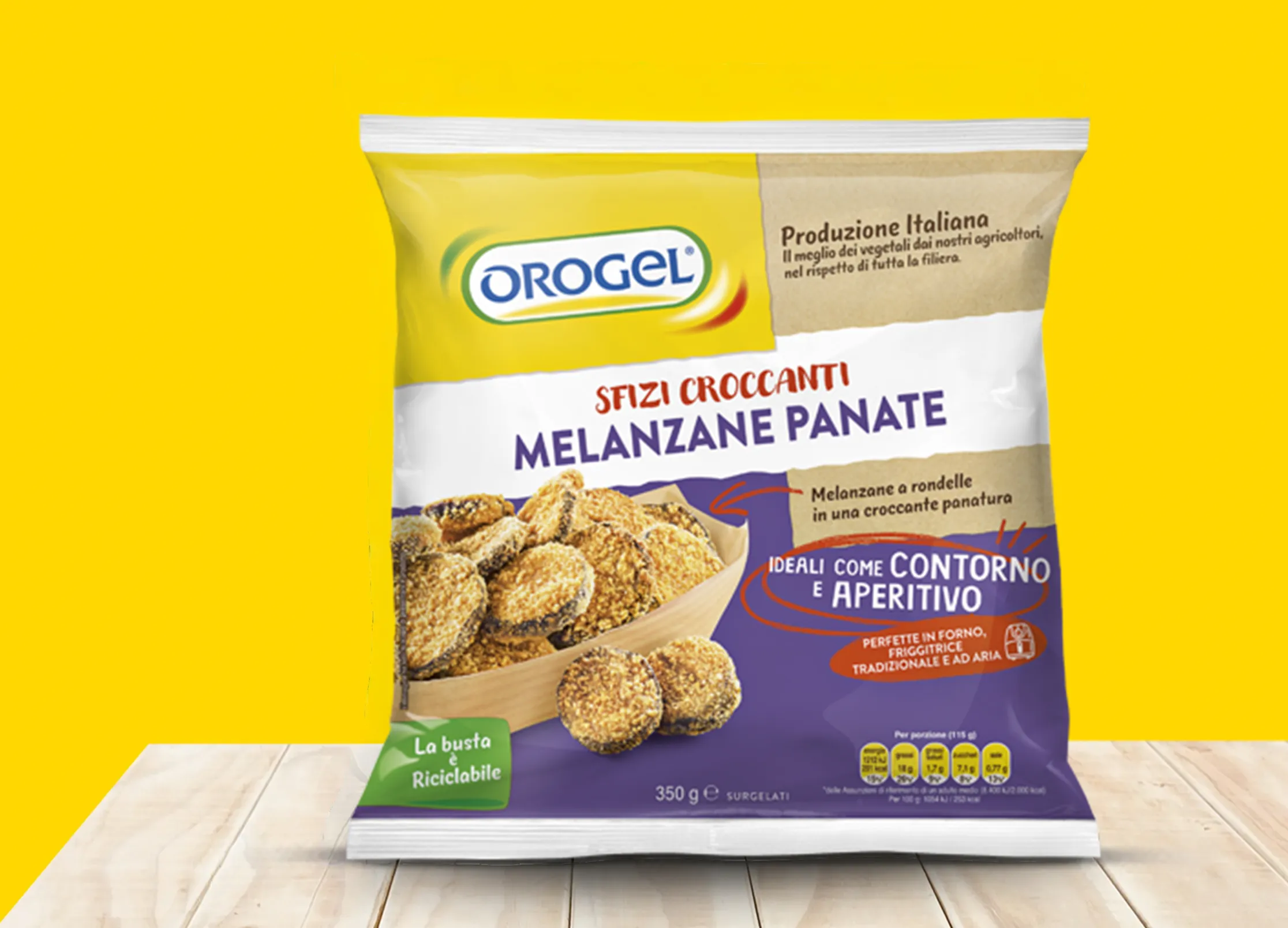 Melanzane panate pack su sfondo giallo