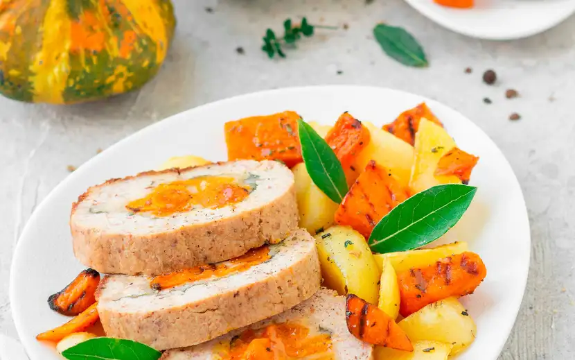 Polpettone Orogel alla zucca: un secondo piatto autunnale, morbido e saporito, con verdure.